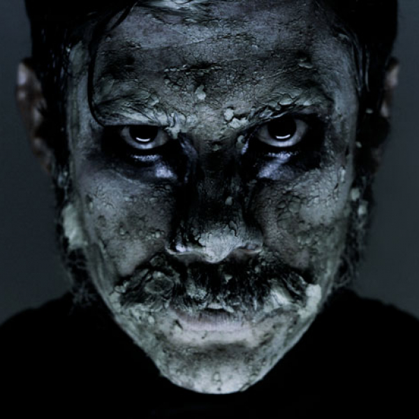 Wes Borland of Limp Bizkit and Black Light Burns